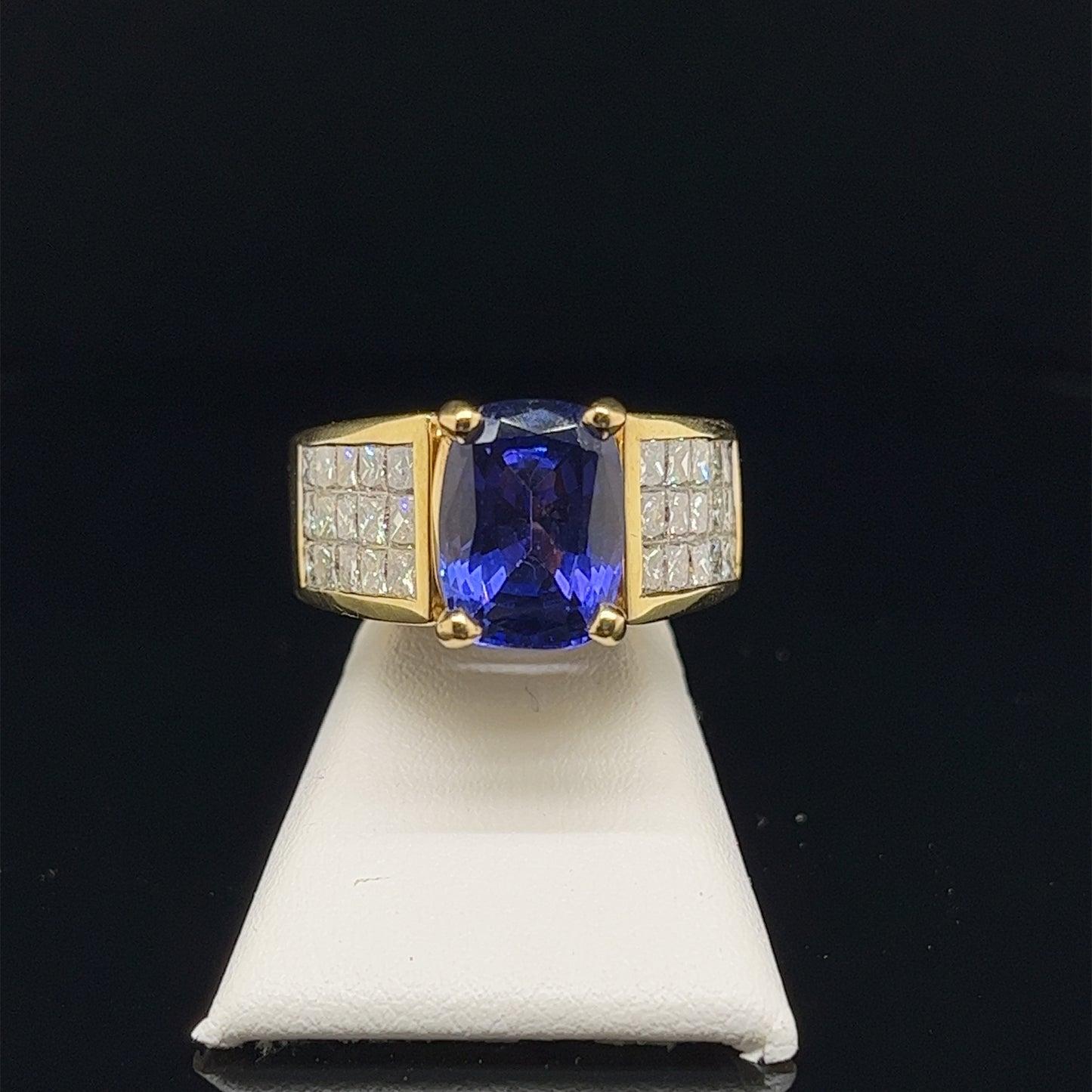 18K Tanzanite and Diamond Ring