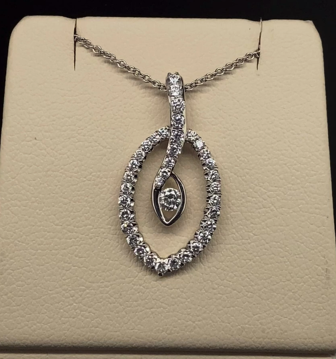 18K Diamond Pendant