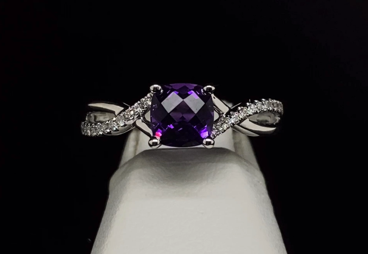 14K Diamond and Amethyst Ring