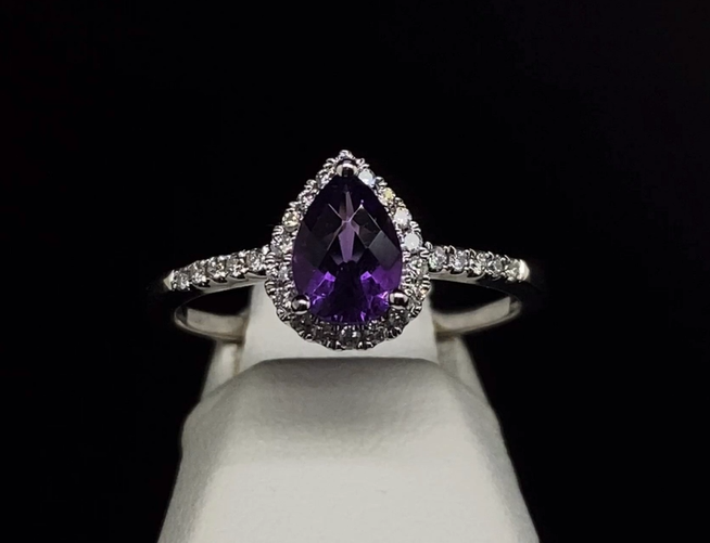14K Diamond and Amethyst Ring