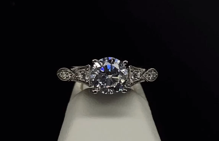 18K Semi-Mount Engagement Ring