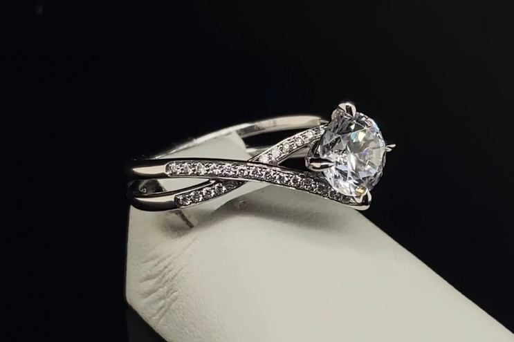 18K Diamond Semi-Mount Engagement Ring